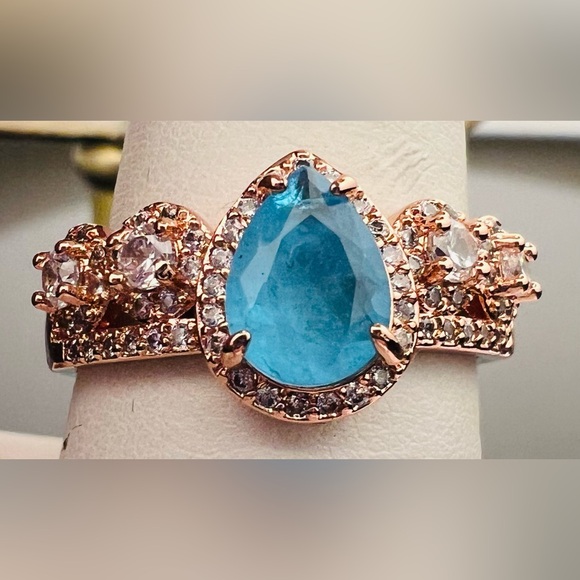 Size 9 bomb party princess crown ring - Picture 1 of 1